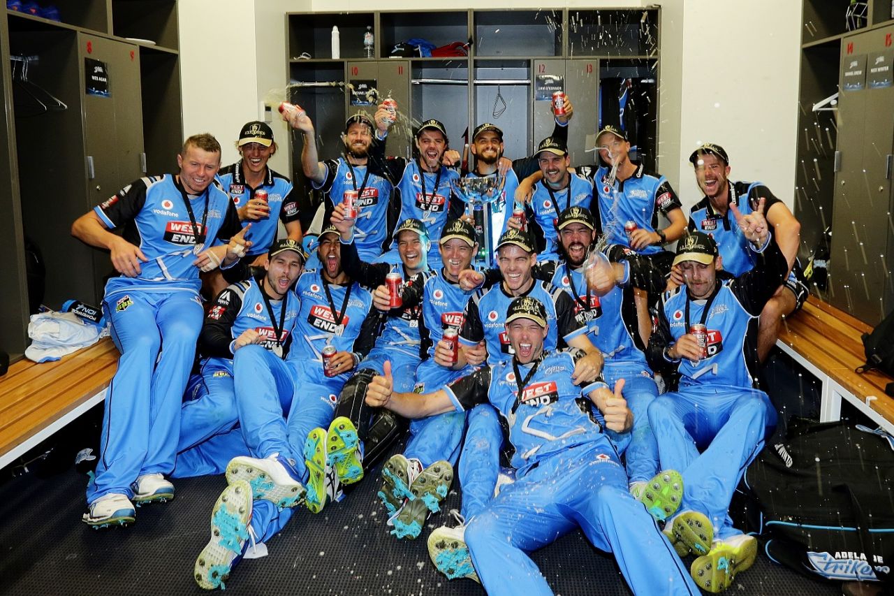 The Strikers' celebrations spill over into the dressing room, Adelaide Strikers v Hobart Hurricanes, BBL 2017-18, final, Adelaide, February 4, 2018