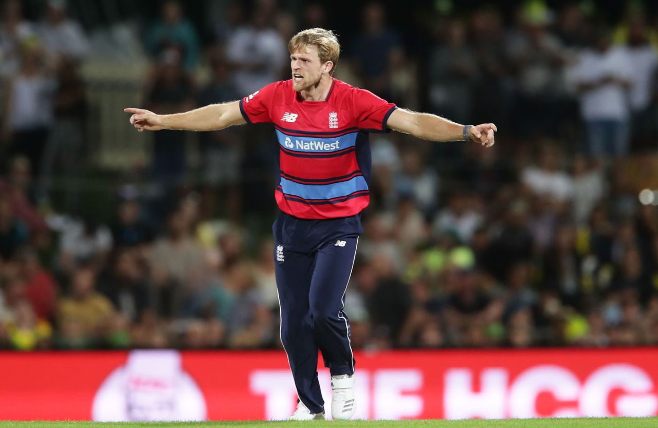 David Willey claimed two wickets in his opening over, Australia v England, 2nd match, T20 Tri-Series, Hobart, February 7, 2018