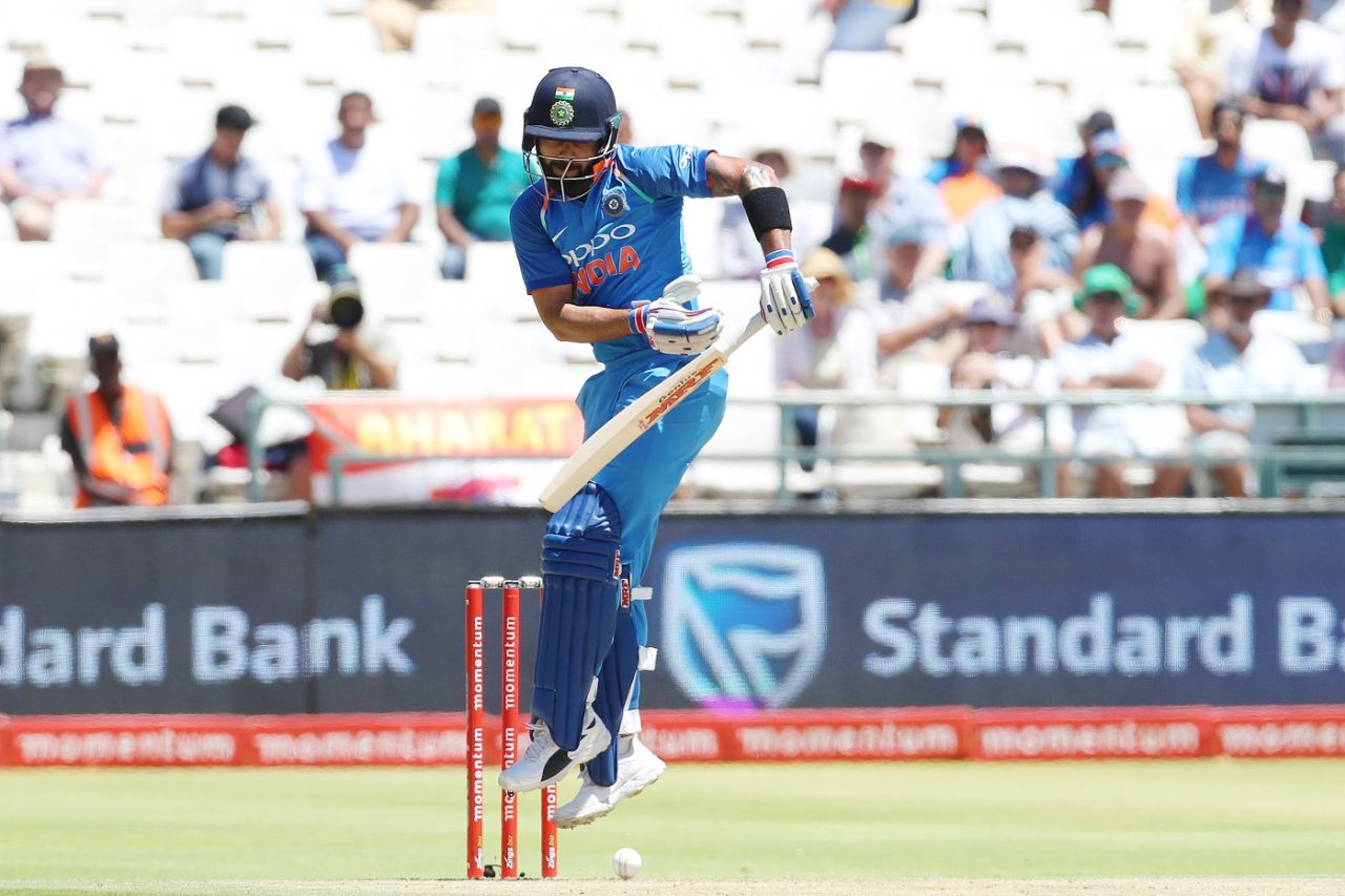 Virat Kohli was tested by short balls, South Africa v India, 3rd ODI, Cape Town, February 7, 2018