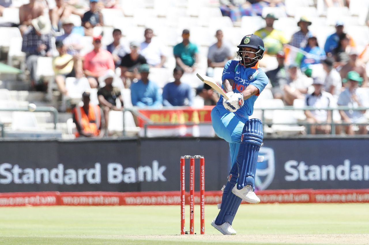 Shikhar Dhawan nails a pull, South Africa v India, 3rd ODI, Cape Town, February 7, 2018