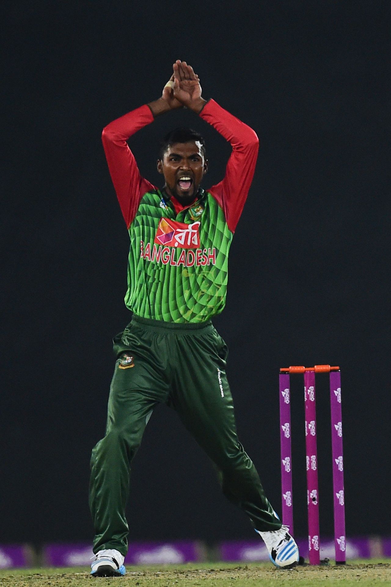 Nazmul Islam unveils a new wicket celebration, Bangladesh v Sri Lanka, 1st T20I, Mirpur, February 15, 2018
