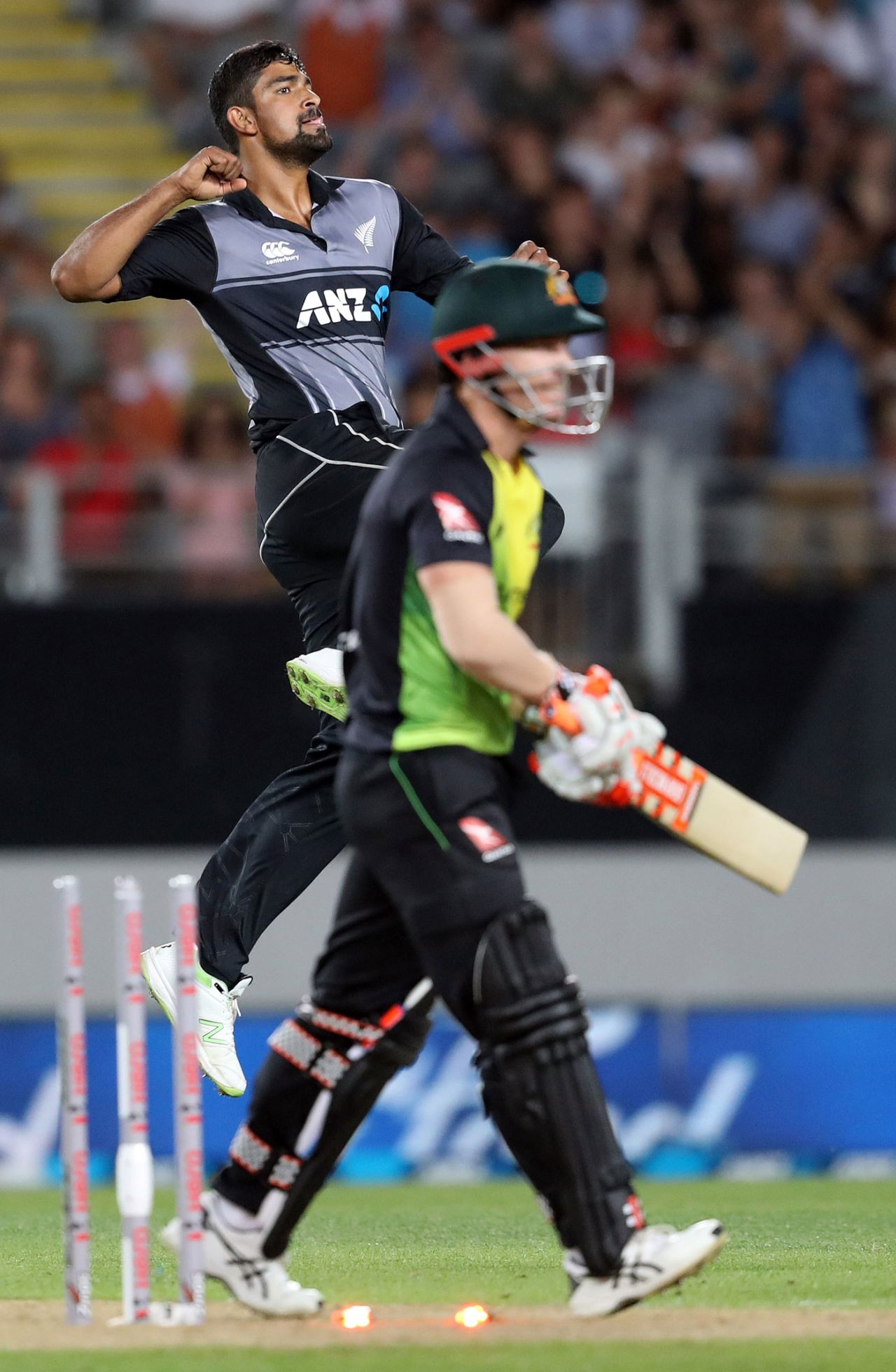 Ish Sodhi punches the air after dismissing David Warner, New Zealand v Australia, Trans-Tasman T20 tri-series, Auckland, February 16, 2018