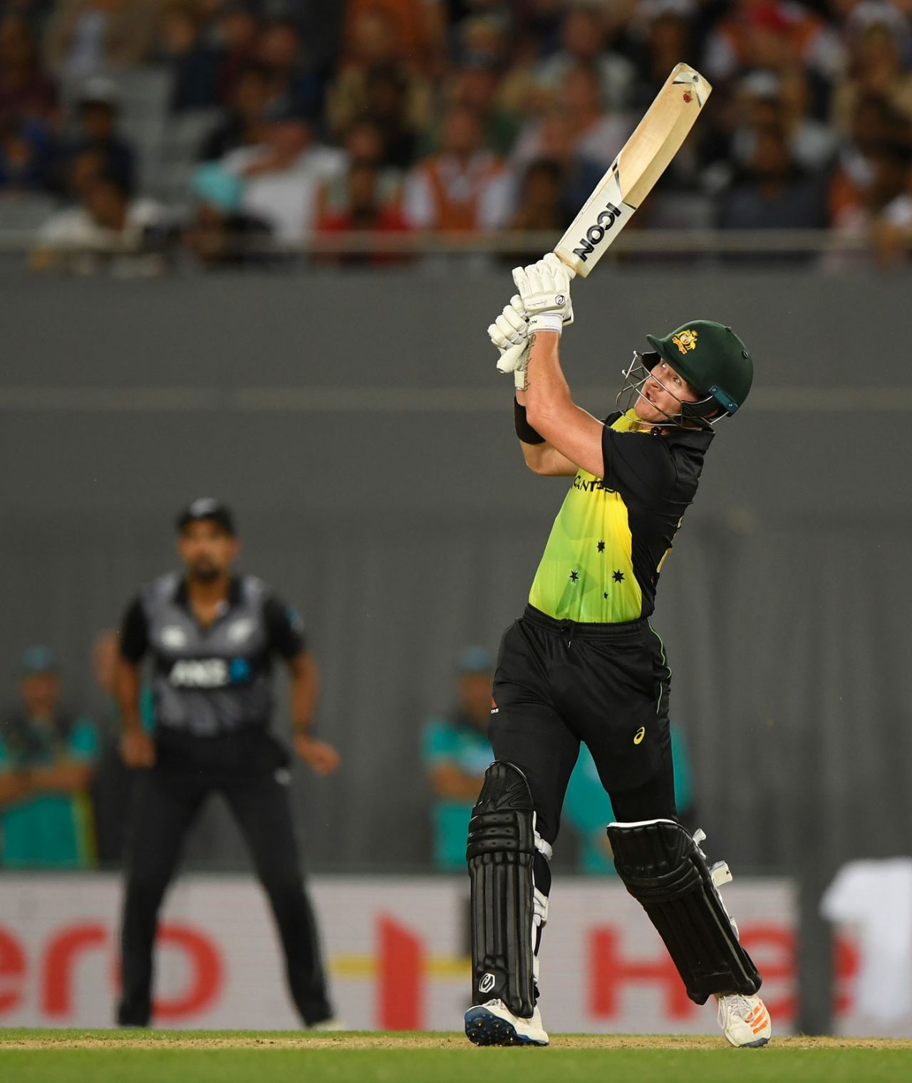D'Arcy Short teed off on the way to a 28-ball half-century, New Zealand v Australia, T20 Tri-Series final, Auckland, February 21, 2018