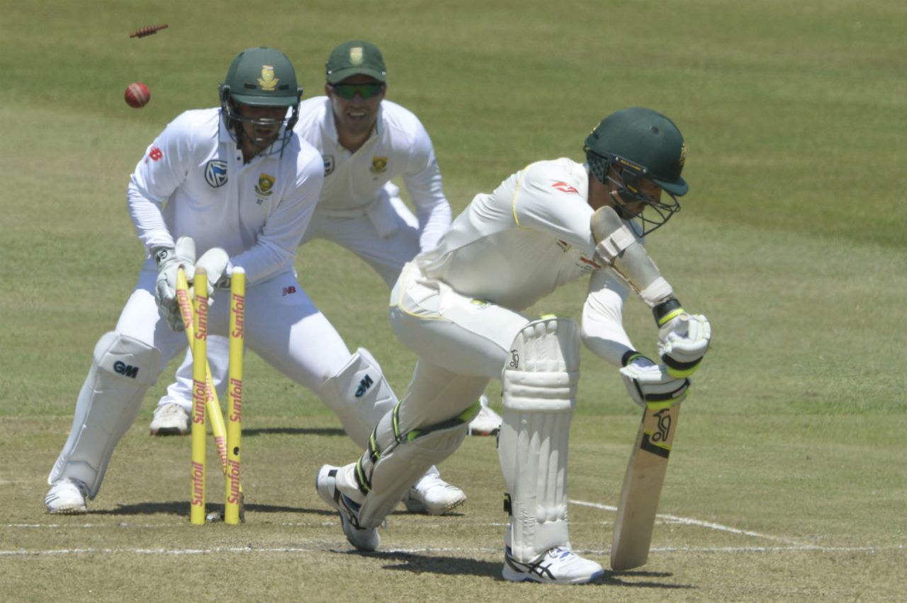 Mitchell Starc was bowled by Keshav Maharaj for 35, South Africa v Australia, 1st Test, Durban, 2nd day, March 2, 2018