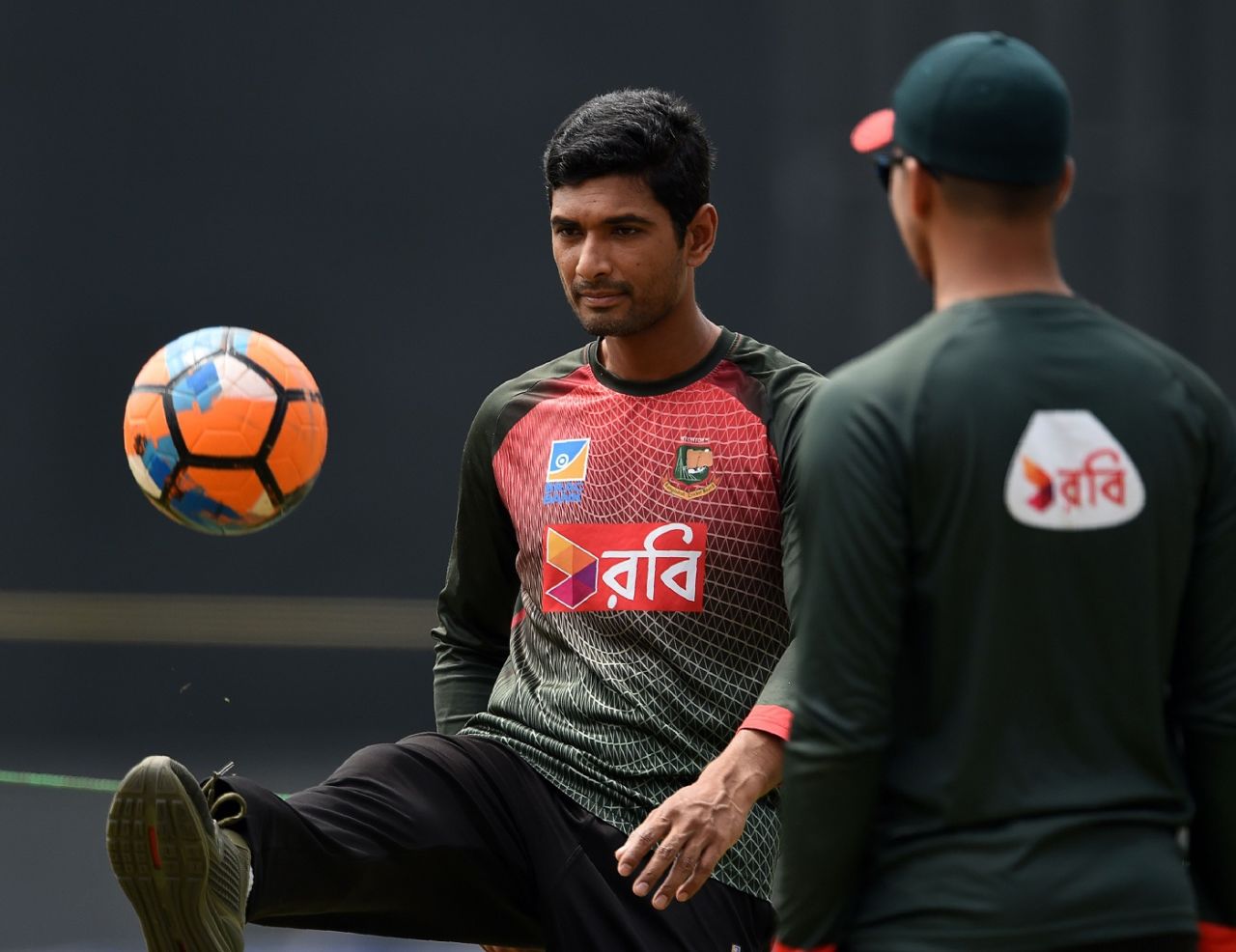 Mahmudullah gets a good kick out of training, Colombo, March 7, 2018