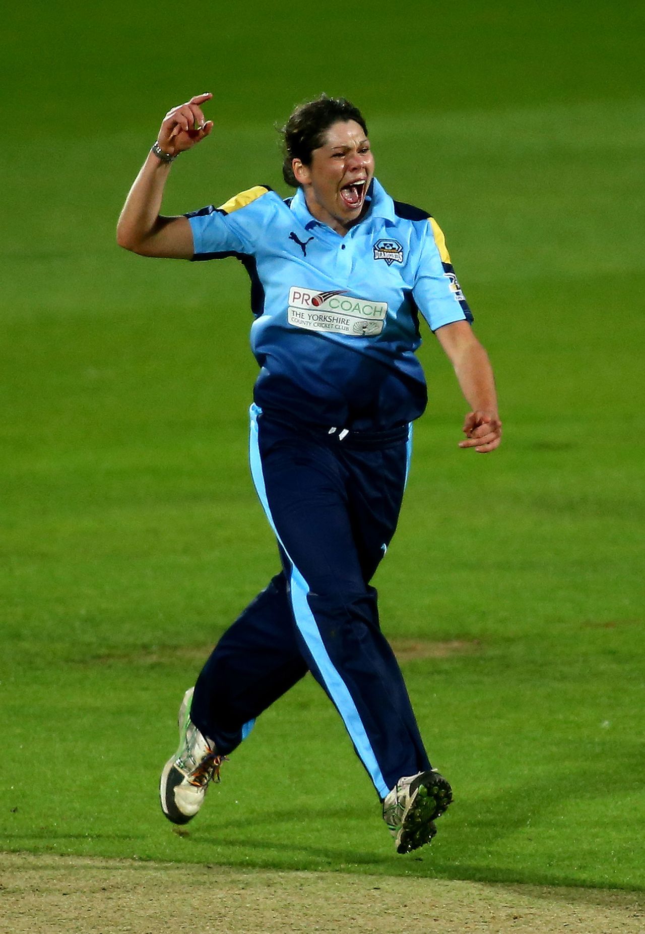 Alice Davidson-Richards in action for Yorkshire Diamonds, August 12, 2017