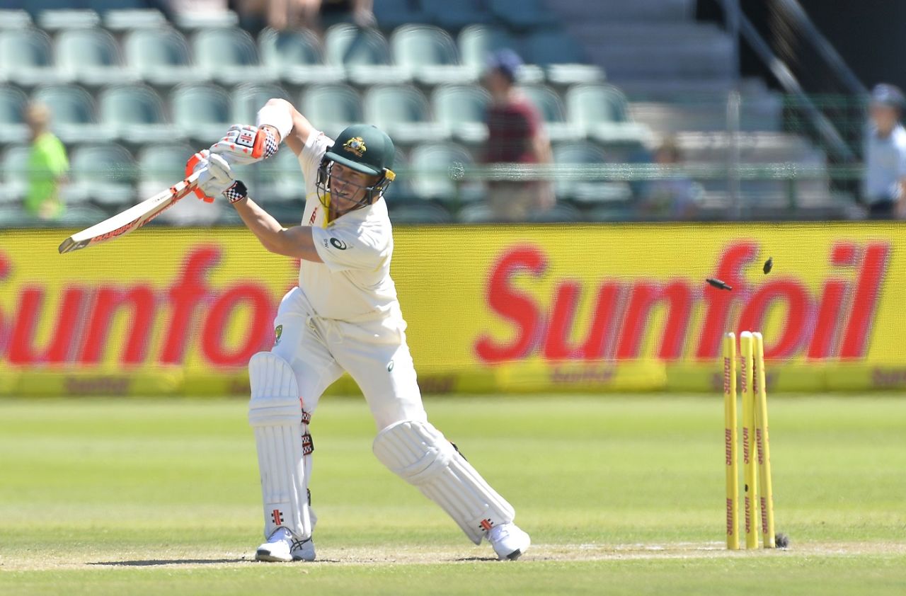 David Warner was bowled through the gate, South Africa v Australia, 2nd Test, 3rd day, Port Elizabeth