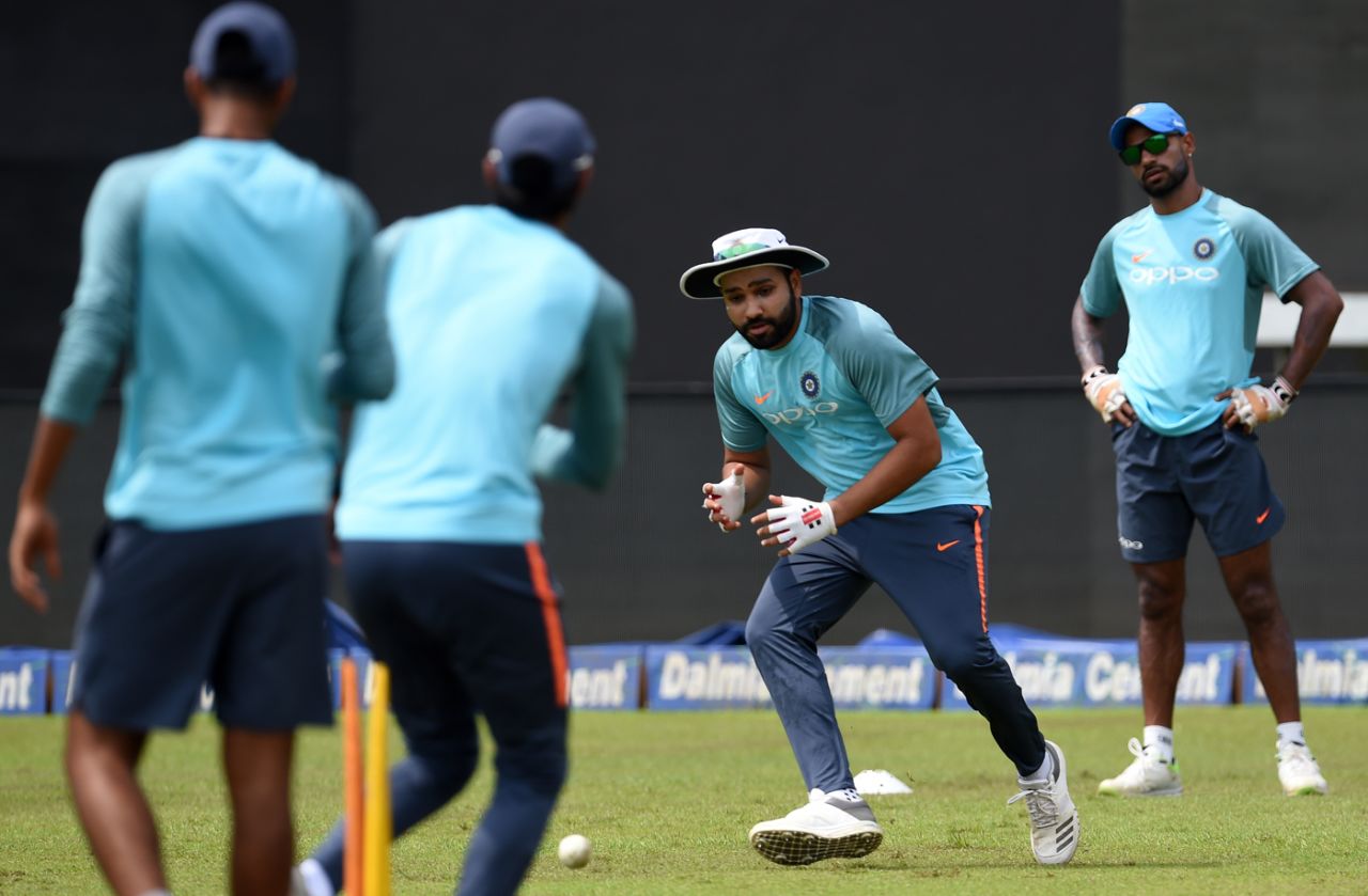 Rohit Sharma and Shikhar Dhawan take part in a fielding drill, Nidahas T20 Tri-series, Colombo, March 17, 2018