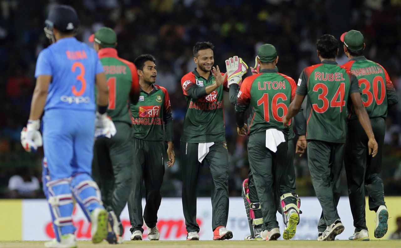 Bangladesh's players celebrate a wicket, India v Bangladesh, Nidahas Trophy final, Colombo, March 18, 2018