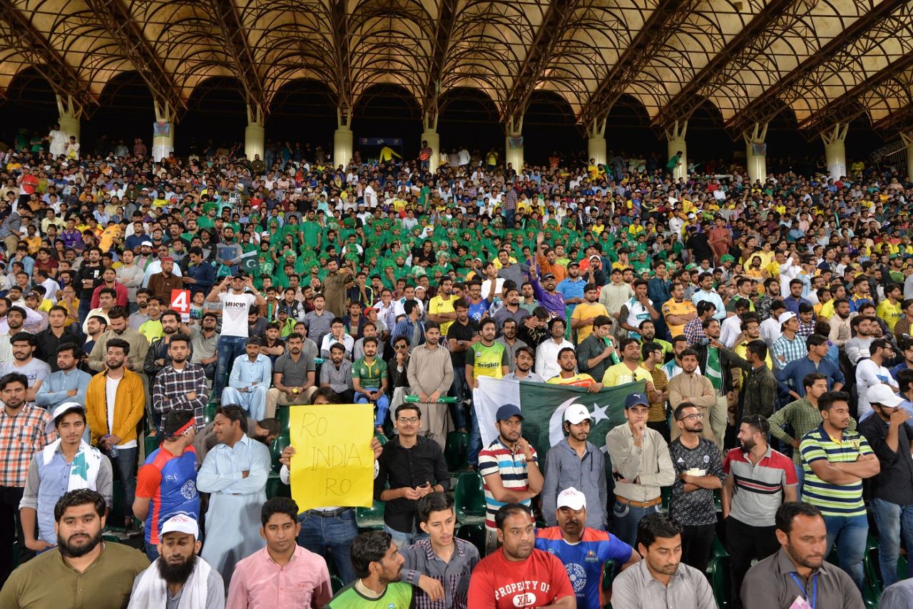 The fans turned in up large numbers, Peshawar Zalmi v Quetta Gladiators, eliminator 1, PSL 2018, Lahore, March 20, 2018