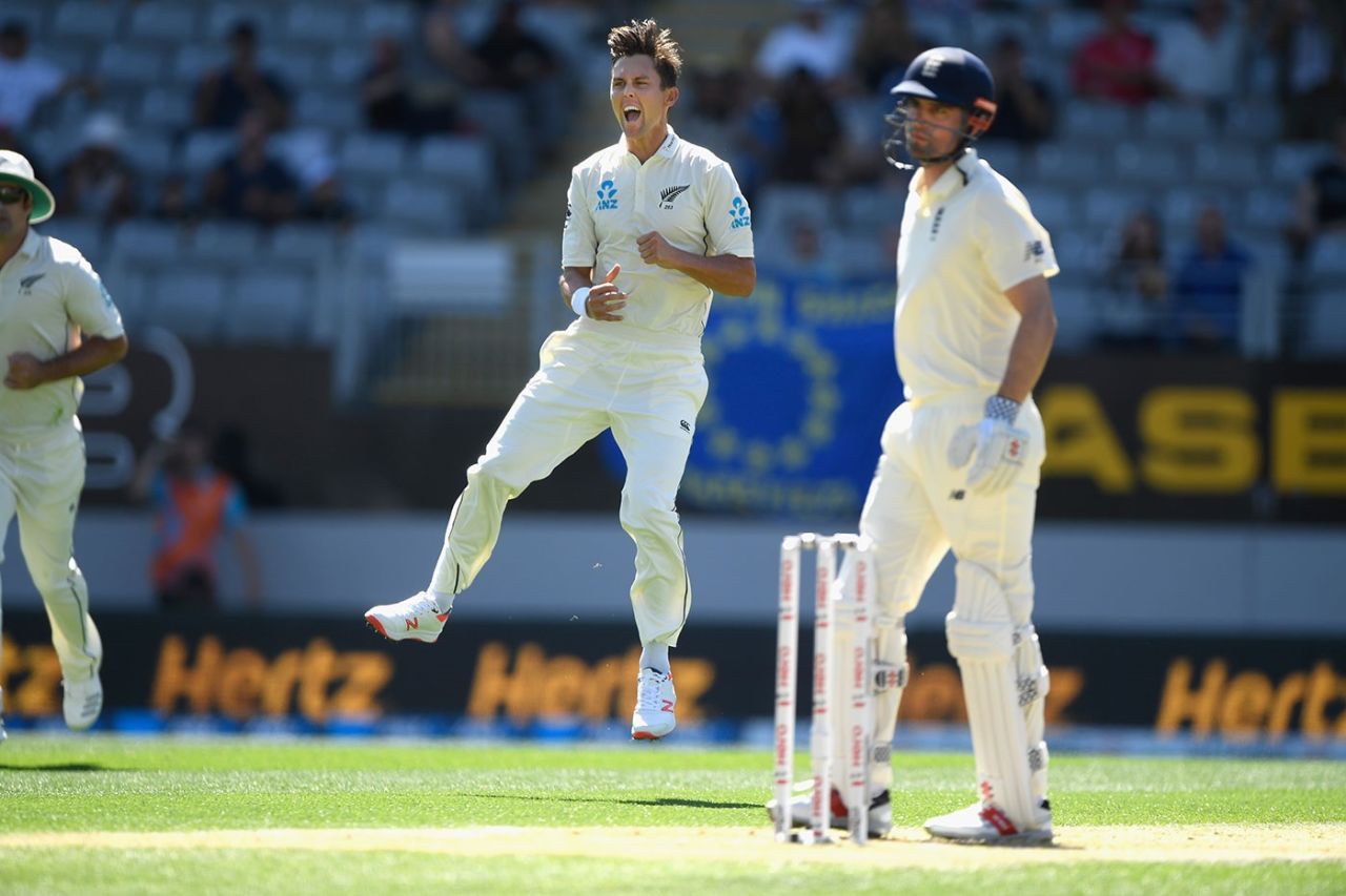 Trent Boult is elated after securing an outside edge, New Zealand v England, 1st Test, Auckland, March 22, 2018