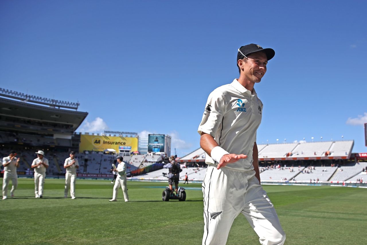 Trent Boult claimed career-best figures of 6 for 32, New Zealand v England, 1st Test, Auckland, 1st day, March 22, 2018 