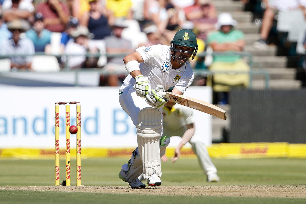 Dean Elgar dug in for South Africa on the first morning, South Africa v Australia, 3rd Test, Cape Town, 1st day, March 22, 2018