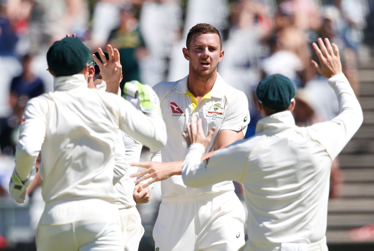 Josh Hazlewood broke the second-wicket stand, South Africa v Australia, 3rd Test, Cape Town, 1st day, March 22, 2018