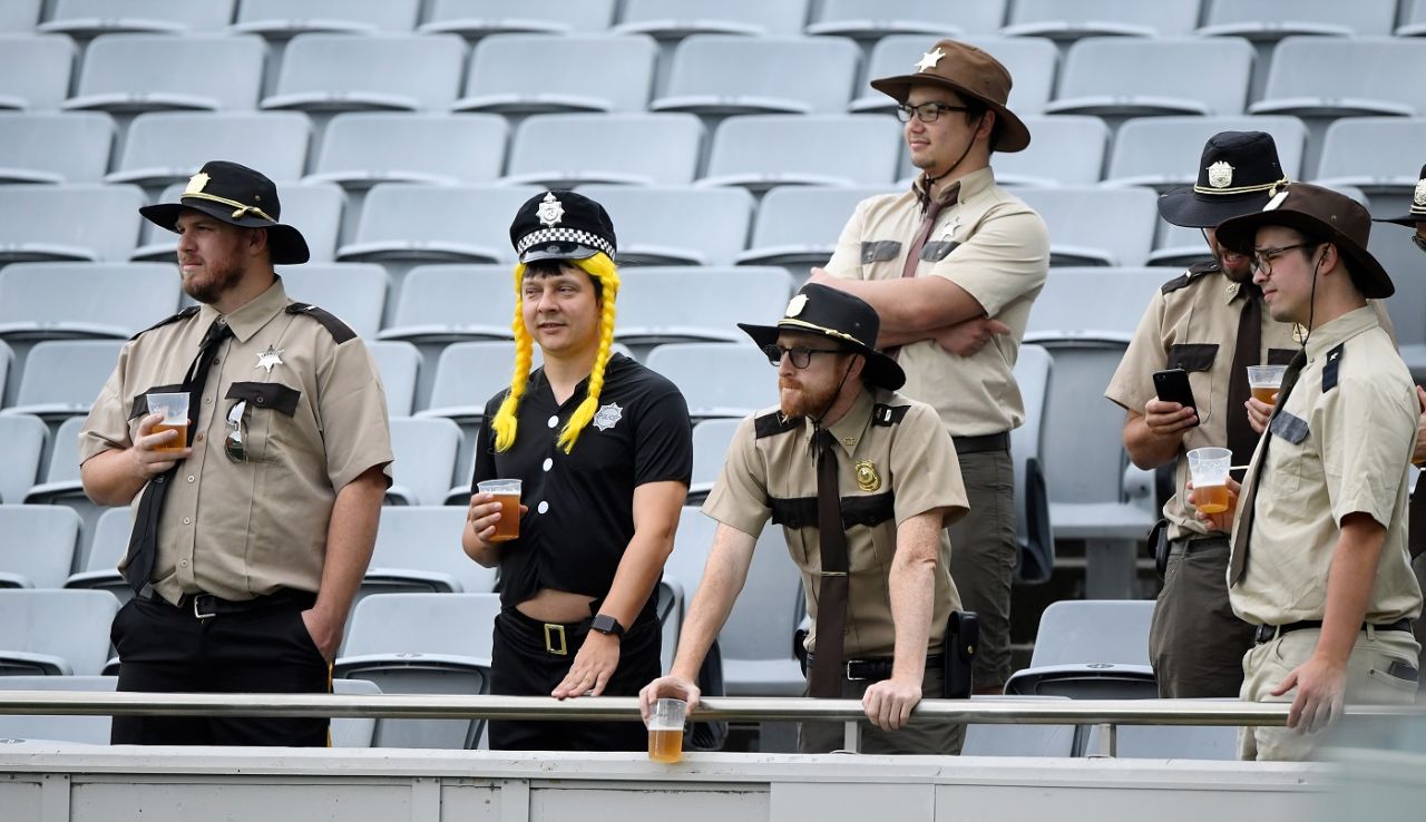 Life and times at Eden Park, New Zealand v England, 1st Test, Auckland, 3rd day, March 24, 2018