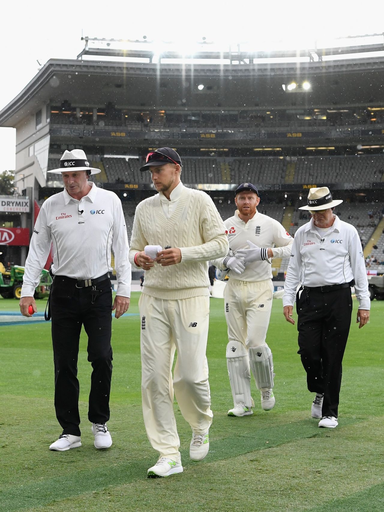 Joe Root walks off the field as rain sets in, New Zealand v England, 1st Test, Auckland, 3rd day, March 24, 2018