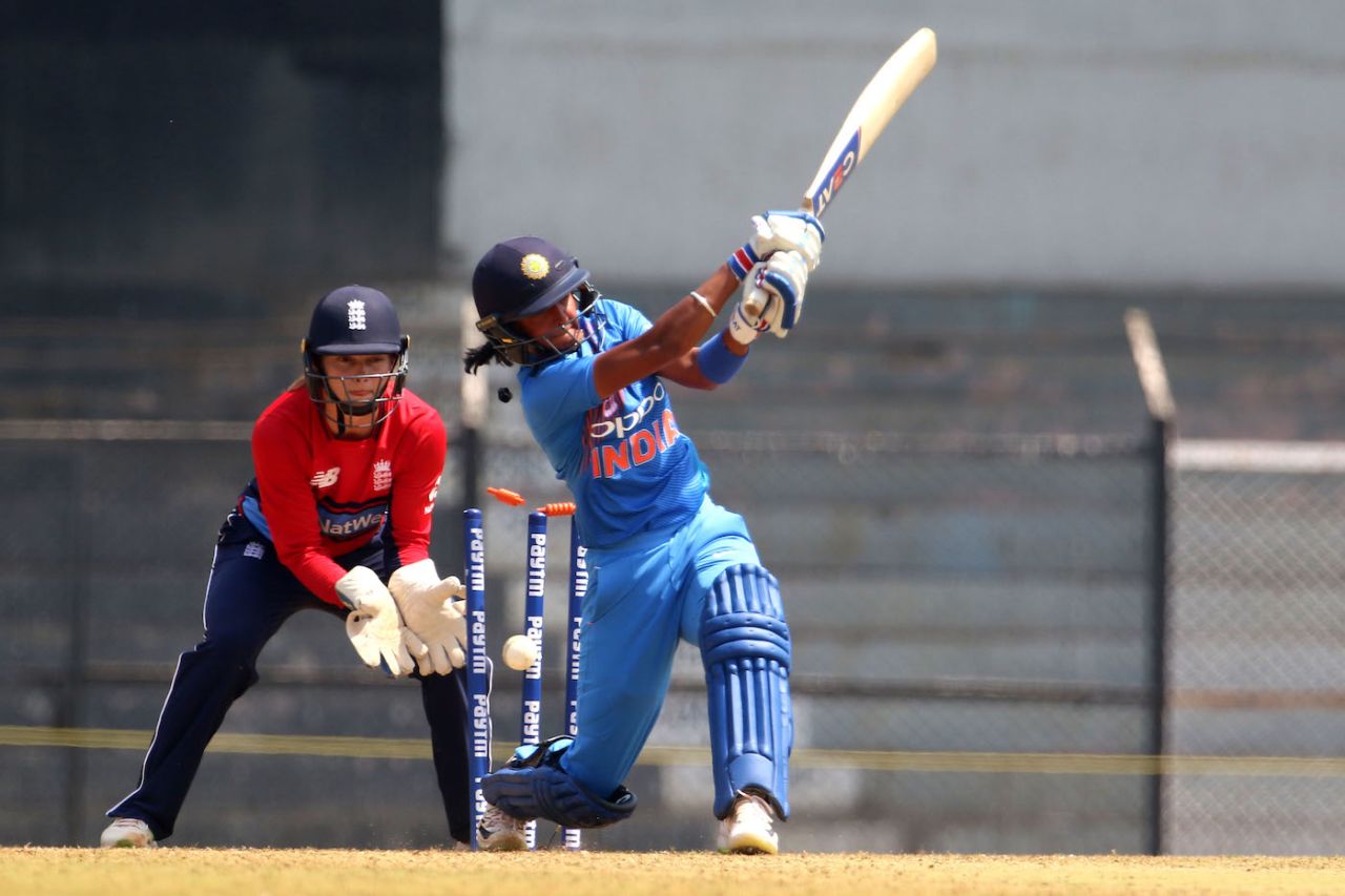Harmanpreet Kaur was dismissed by Tash Farrant, India v England, Tri-Nation Women's T20 Series, Mumbai, March 25, 2018