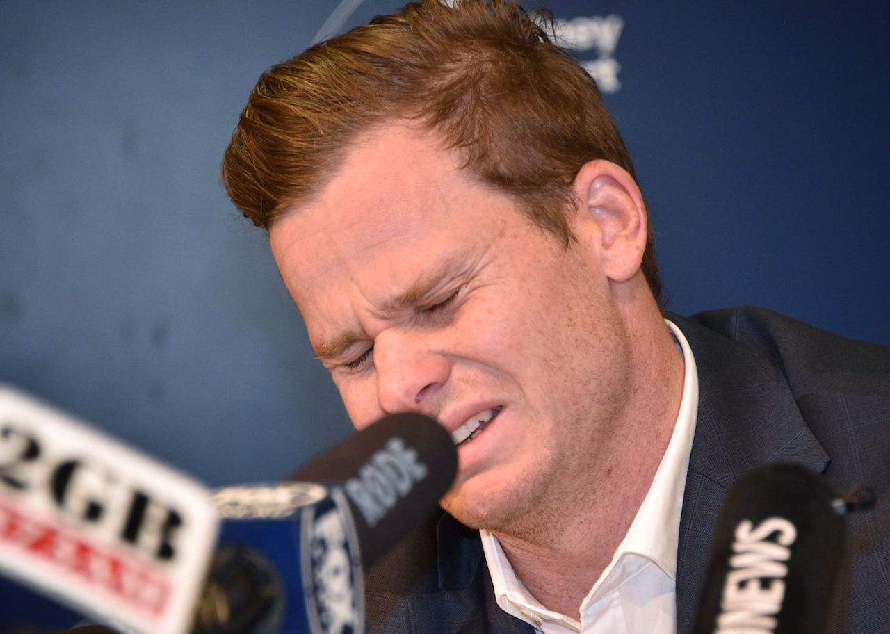 Steven Smith in tears at the press conference in Sydney following the ball-tampering scandal in Cape Town, March 29, 2018