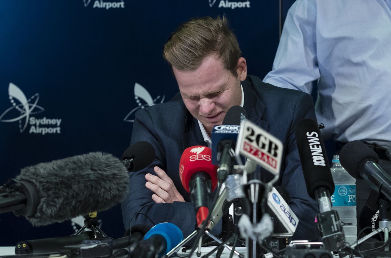 Steven Smith breaks down at the press conference in Sydney following the ball-tampering scandal in Cape Town, March 29, 2018