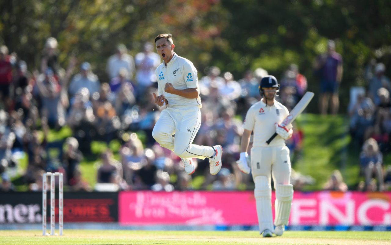 Trent Boult leaps in delight after removing Alastair Cook, New Zealand v England, 2nd Test, Christchurch, 1st day, March 30, 2018