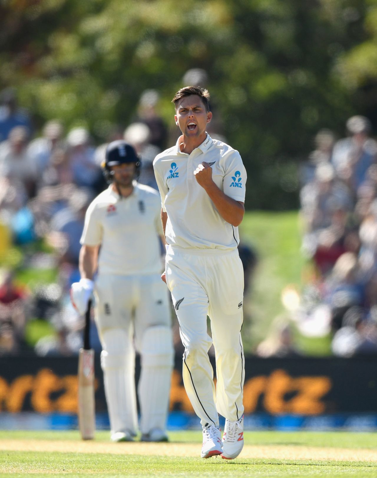 Trent Boult celebrates after trapping Dawid Malan, New Zealand v England, 2nd Test, Christchurch, 1st day, March 30, 2018