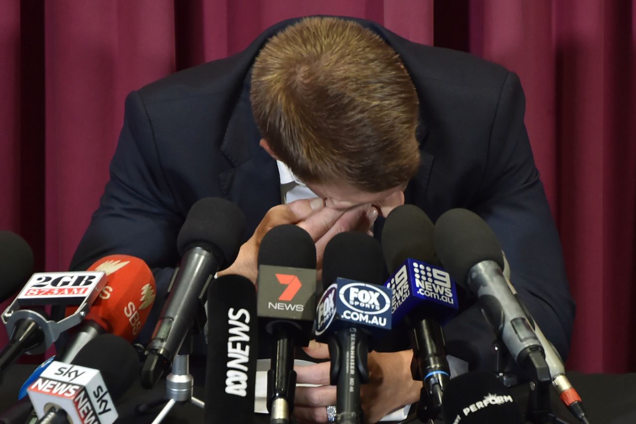 David Warner in tears at his press conference a week after the ball-tampering scandal in Cape Town, Sydney, March 31, 2018