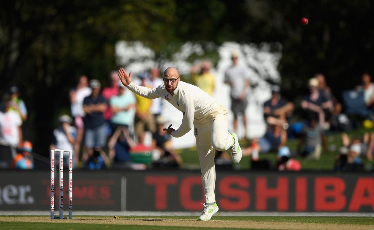 Jack Leach bowls on debut, New Zealand v England, 2nd Test, Christchurch, 2nd day, March 31, 2018
