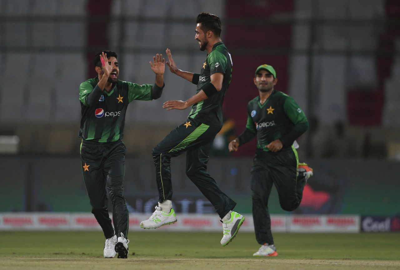 Mohammad Amir celebrates a wicket, Pakistan v West Indies, 1st T20I, Karachi, April 1, 2018