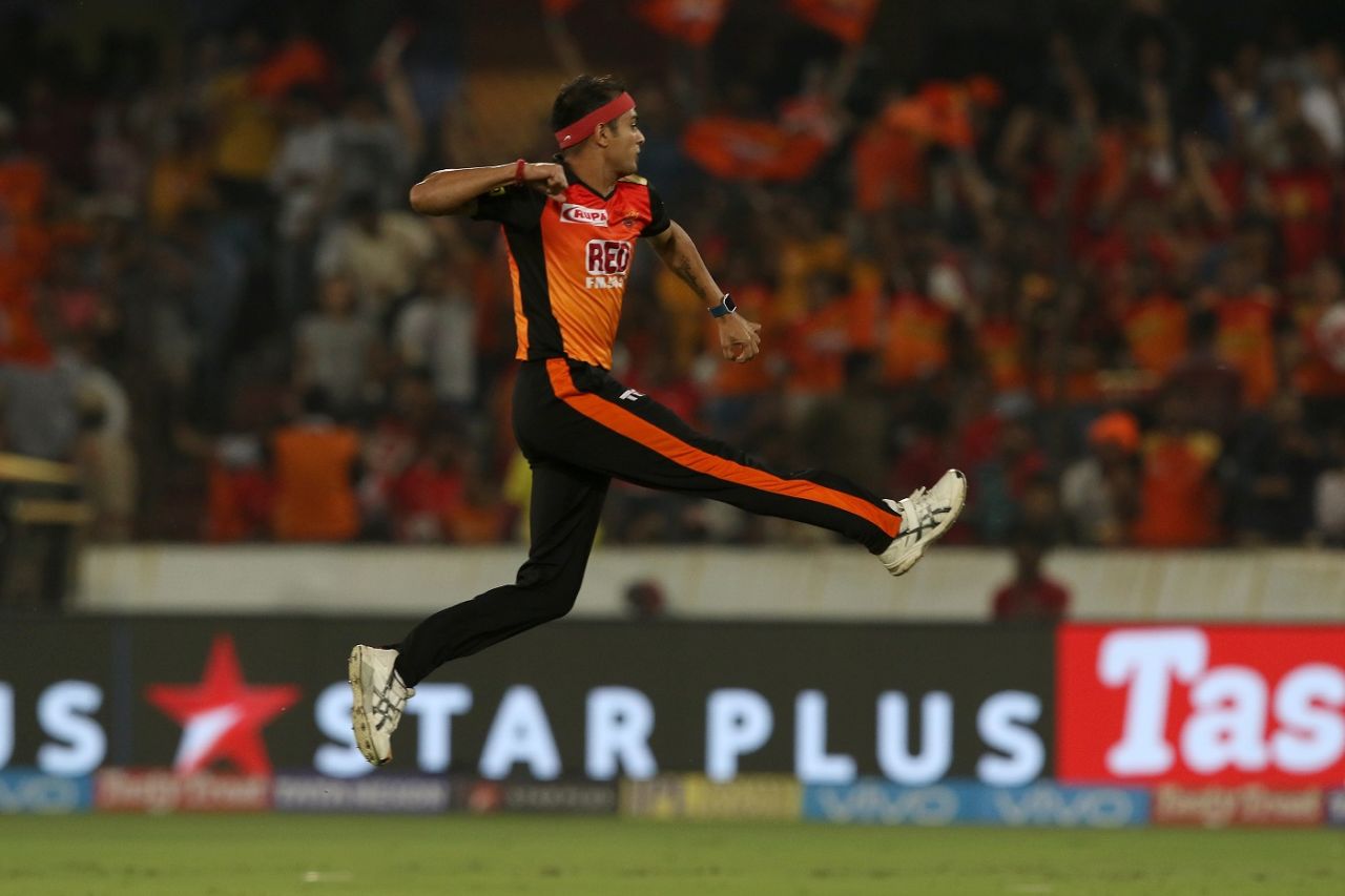 Siddarth Kaul takes flight as he celebrates a wicket, Sunrisers Hyderabad v Rajasthan Royals, IPL 2018, Hyderabad, April 9, 2018