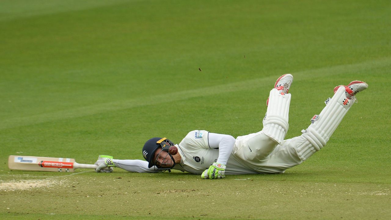 Max Holden dives to regain his ground, Middlesex v Northants, Lord's, April 13, 2018