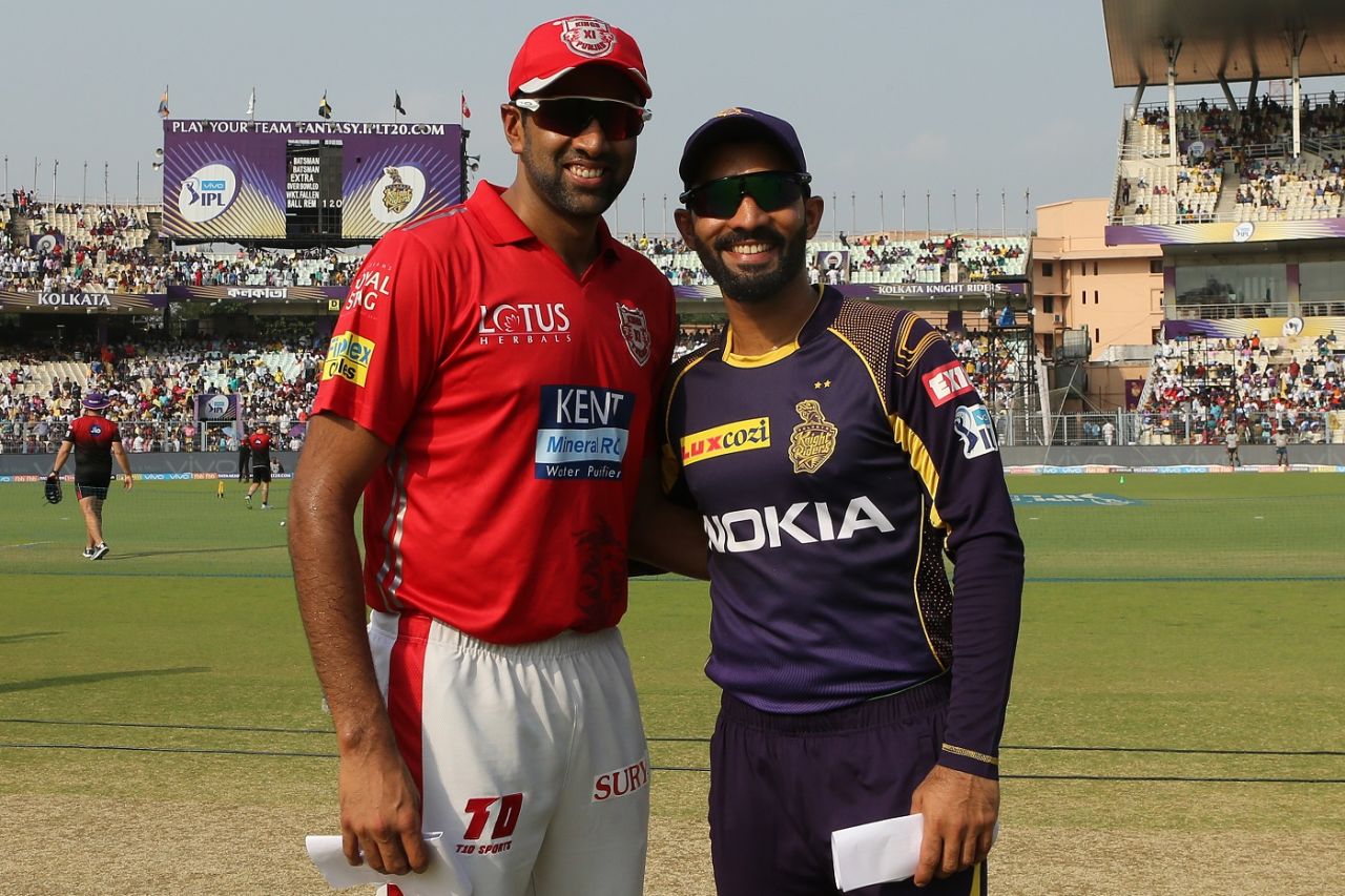 R Ashwin and Dinesh Karthik pose ahead of the toss, Kolkata Knight Riders v Kings XI Punjab, IPL 2018, Kolkata, April 21, 2018