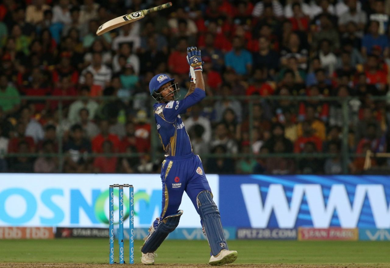 Hardik Pandya loses his bat after a shot, Royal Challengers Bangalore v Mumbai Indians, IPL 2018, May 1, 2018