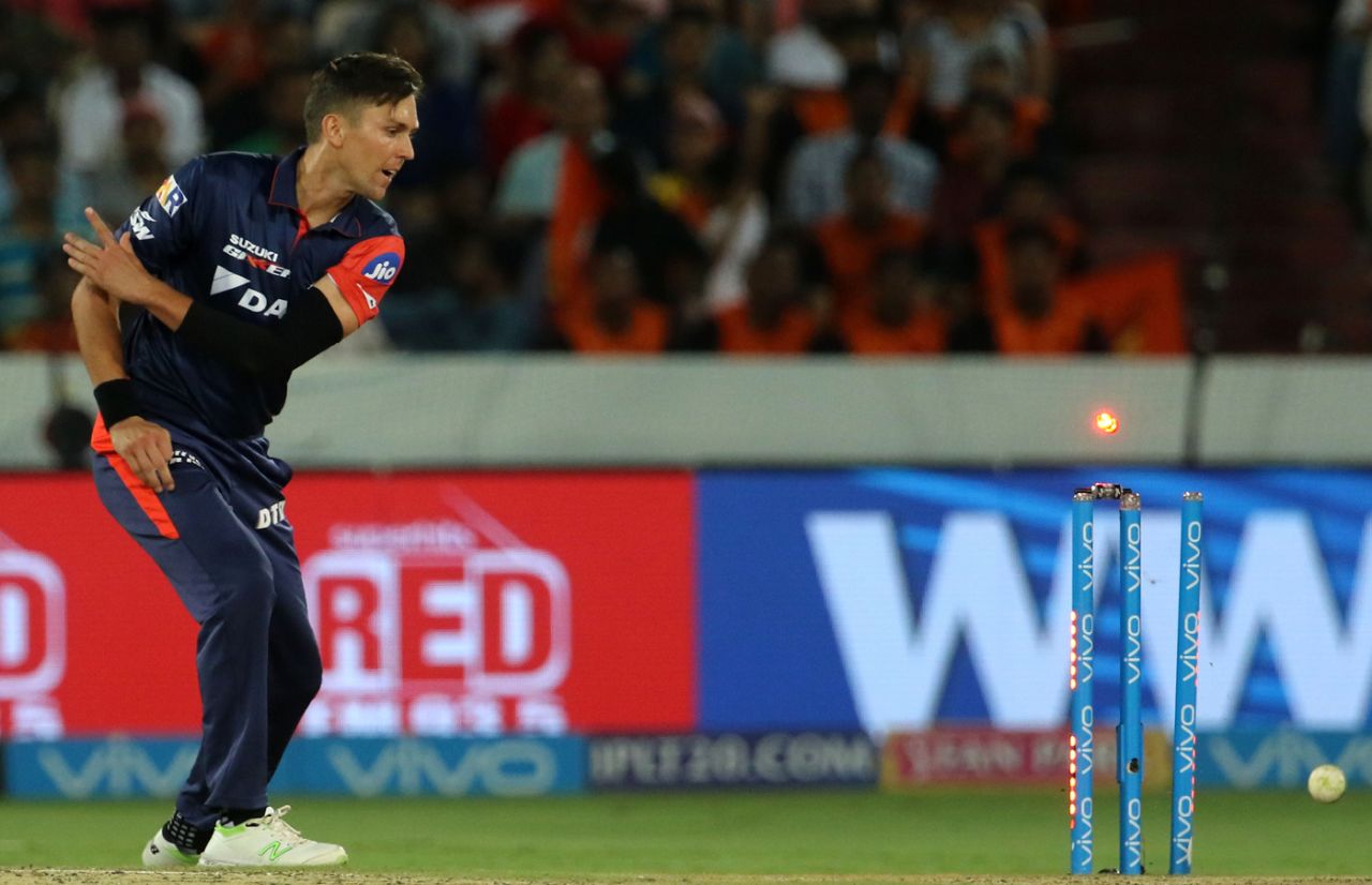 Trent Boult tries to effect a run-out, Sunrisers Hyderabad v Delhi Daredevils, IPL 2018, Hyderabad, May 5, 2018