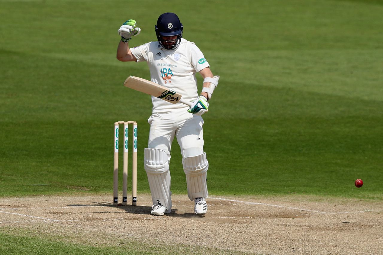 Liam Dawson was forced to retire hurt, Nottinghamshire v Hampshire, County Championship, Division One, Trent Bridge, 4th day, May 7, 2018