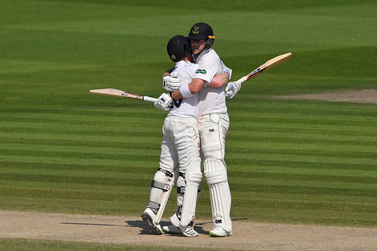 Ben Brown and Ollie Robinson celebrate victory over Middlesex, Sussex v Middlesex, Specsavers Championship, Division Two, Hove, May 7, 2018