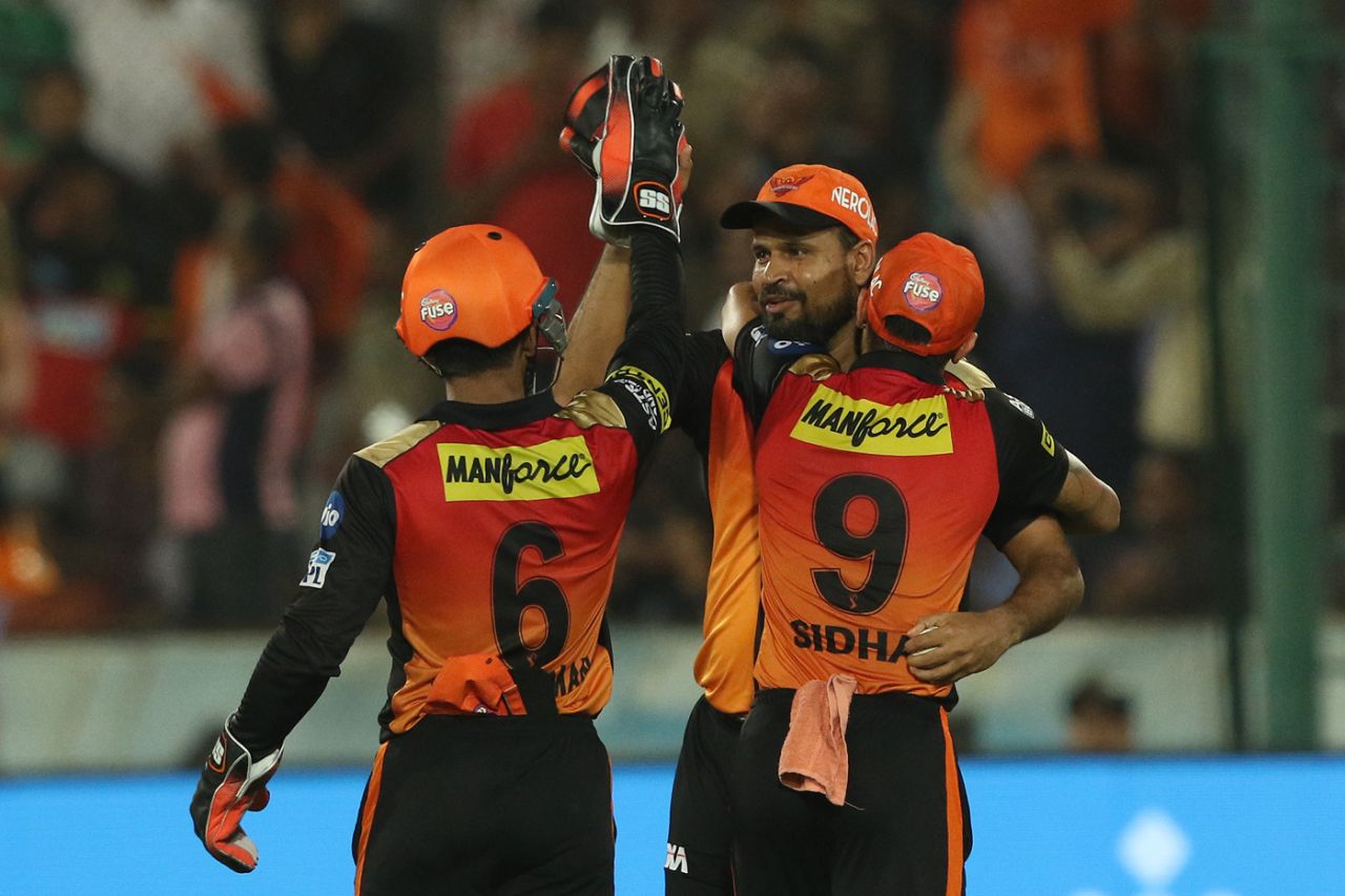Yusuf Pathan is congratulated upon claiming a catch, Sunrisers Hyderabad v Royal Challengers Bangalore, Hyderabad, IPL 2018, May 7, 2018