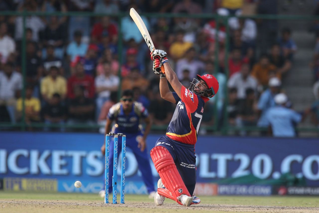 Rishabh Pant closes his eyes and swings at one, Delhi Daredevils v Mumbai Indians, IPL 2018, Delhi, May 20, 2018