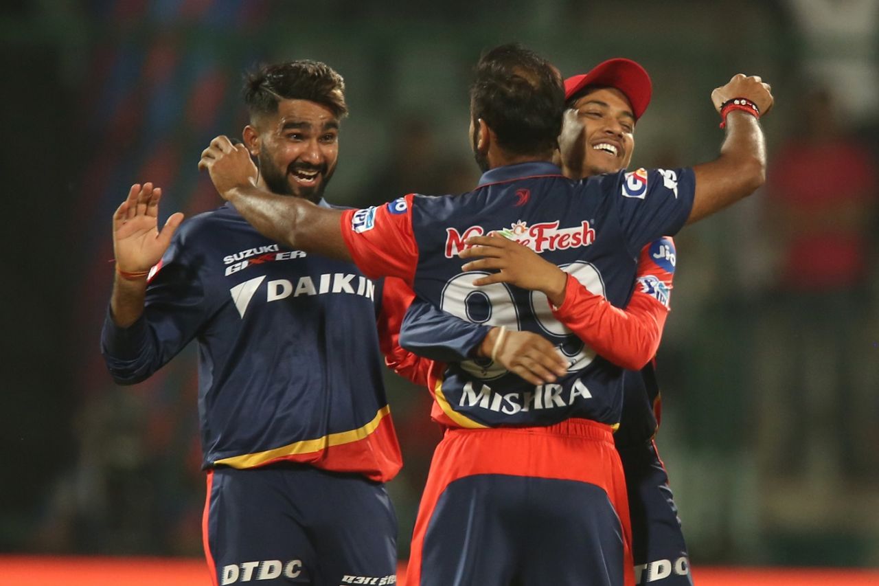 Daredevils' players get together to celebrate a wicket, Delhi Daredevils v Mumbai Indians, IPL 2018, Delhi, May 20, 2018