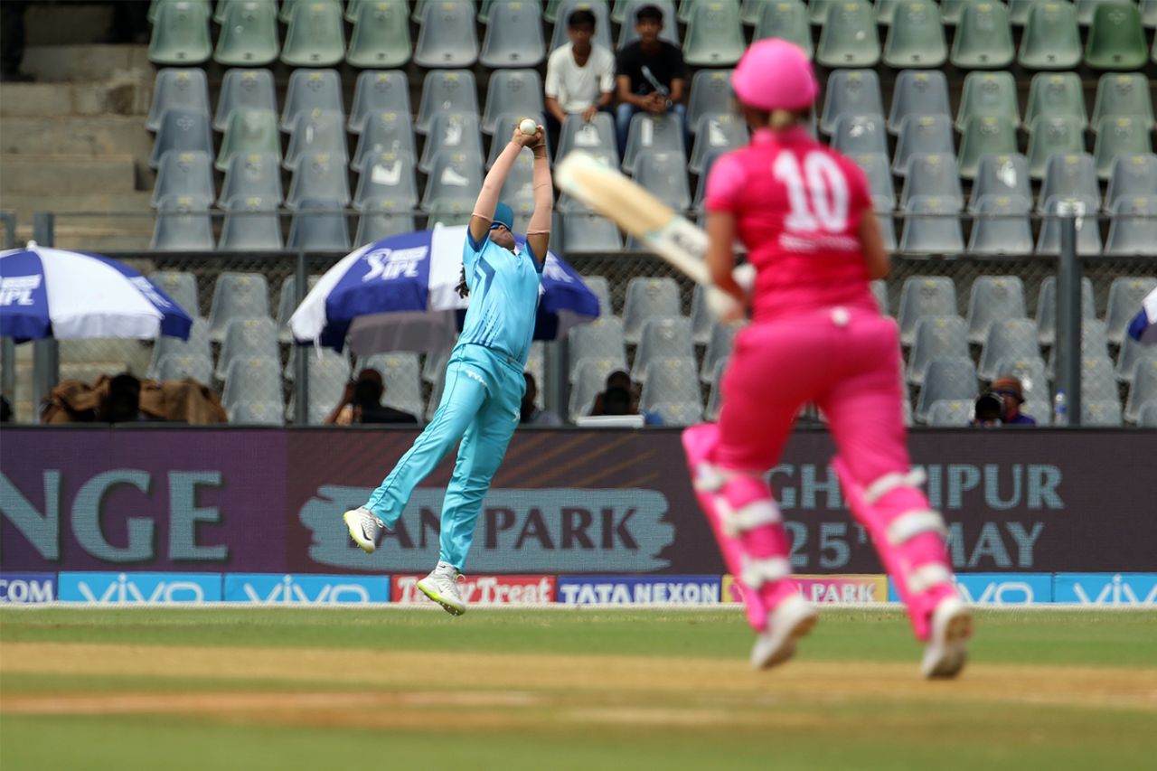 Veda Krishnamurthy takes a screamer, Supernovas v Trailblazers, Women's T20 Challenge, Mumbai, May 22, 2018