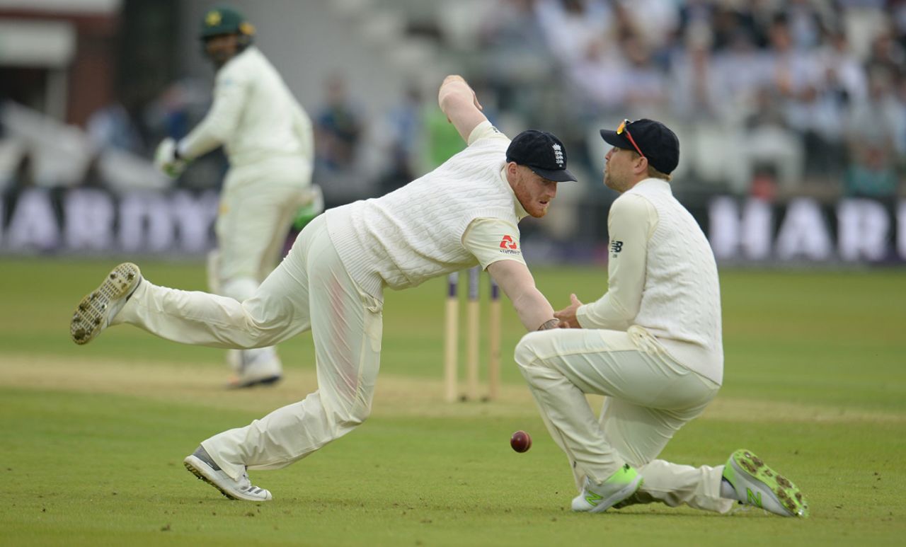 Ben Stokes dived in front of Dawid Malan and palmed away a chance, England v Pakistan, 1st Test, Lord's, 1st day, May 24, 2018