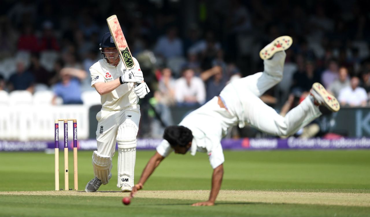 Dom Bess drives down the ground, England v Pakistan, 1st Test, Lord's 3rd day, May 26, 2018