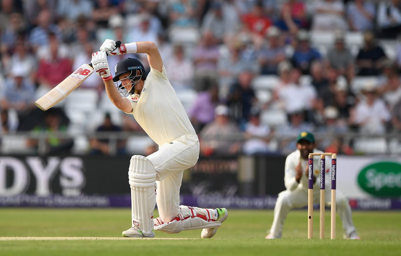 On the front foot: Joe Root drives, England v Pakistan, 2nd Test, Headingley, June 1, 2018