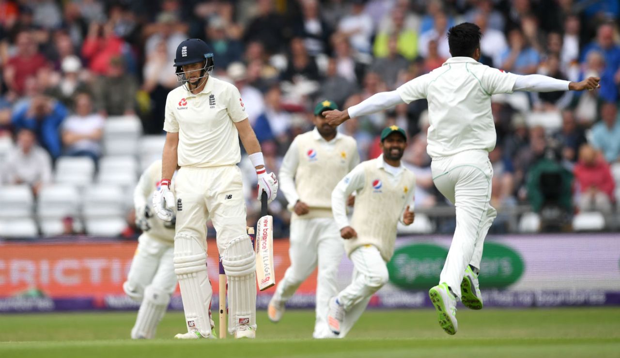 Joe Root was extracted by Mohammad Amir, England v Pakistan, 2nd Test, Headingley, June 2, 2018