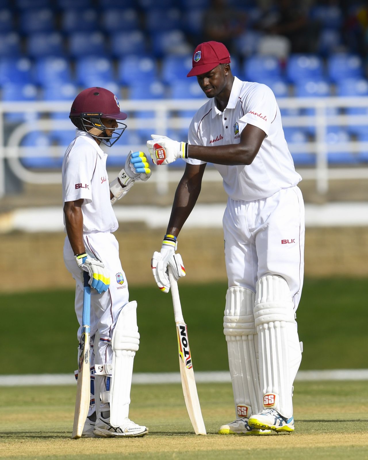 Jason Holder and Shane Dowrich led West Indies' fightback through an 80-run partnership, West Indies v Sri Lanka, 1st Test, Day 1, Port of Spain, June 6, 2018