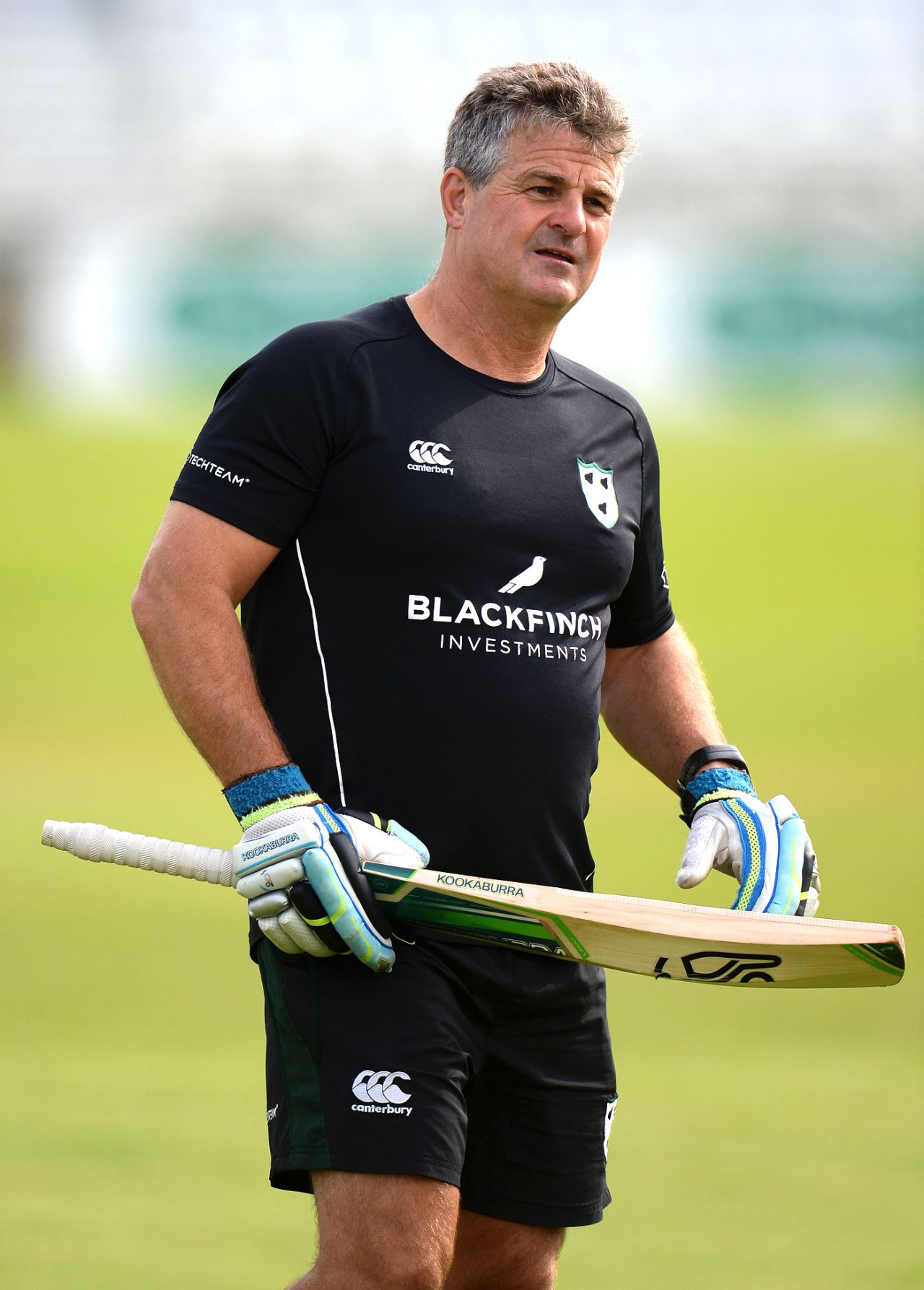 Steve Rhodes engages the players in a fielding session, Nottinghamshire v Worcestershire, Nottingham, September 7, 2017