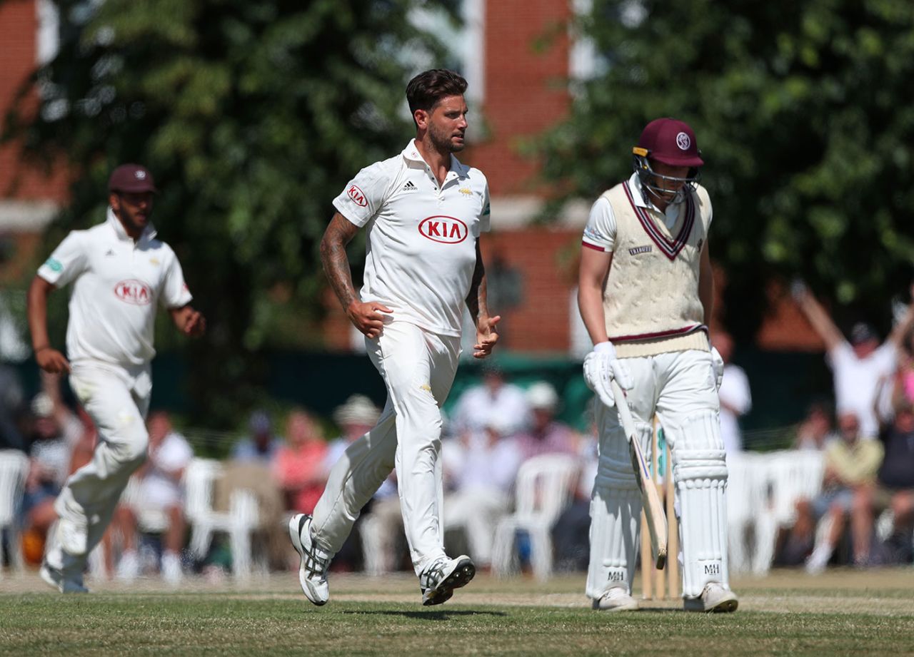 Jade Dernbach took four wickets to hasten Surrey's victory, Surrey v Somerset, Specsavers Championship, Division One, Guildford, June 22, 2018
