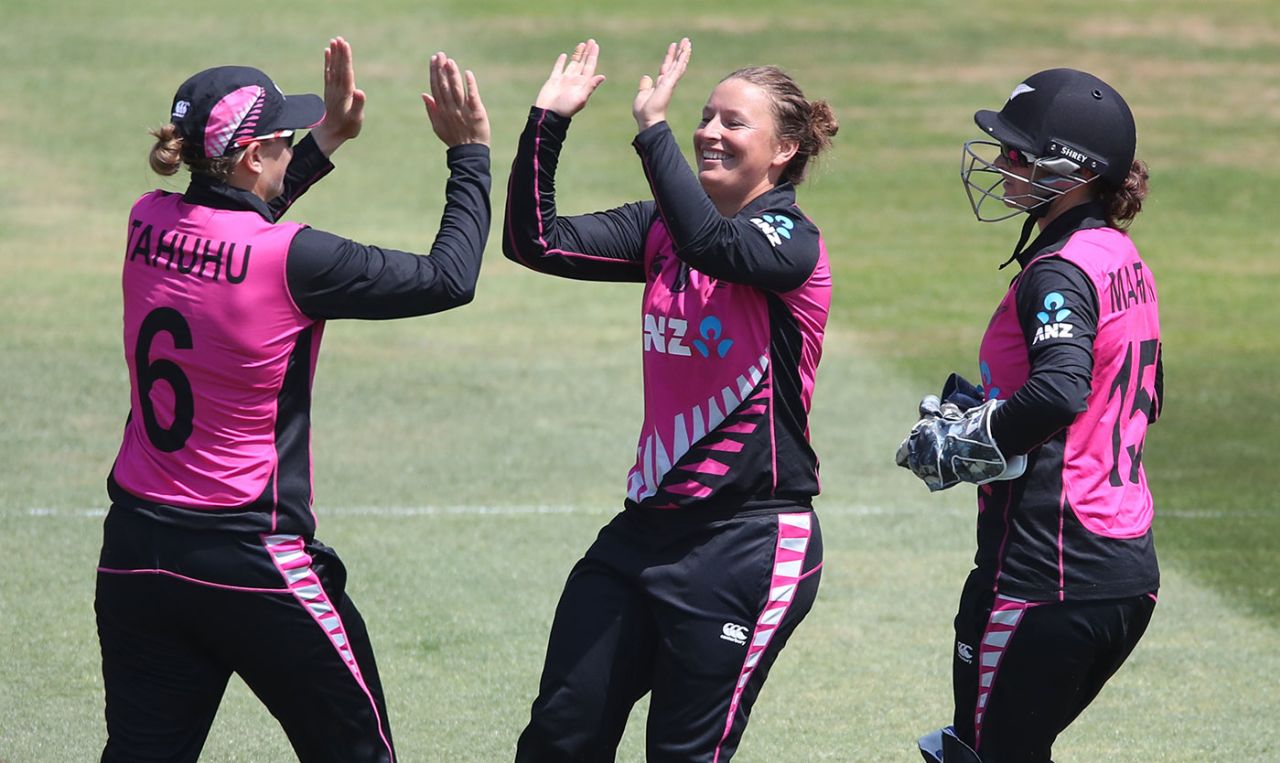 Hayley Jensen claims a wicket for New Zealand, New Zealand v South Africa, women's T20 Triangular, Bristol, June 28, 2018