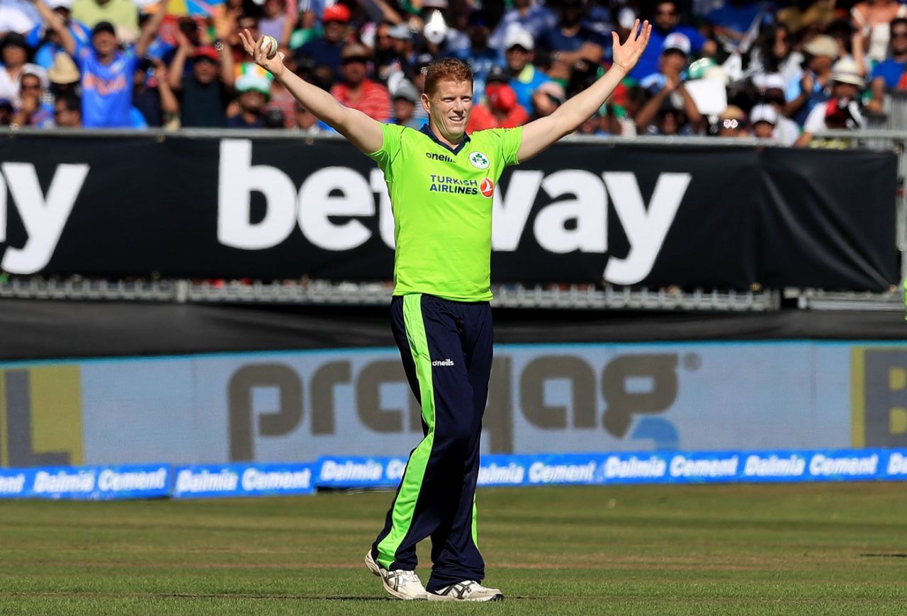 Kevin O'Brien celebrates a wicket, Ireland v India, 2nd T20I, Dublin, June 29, 2018