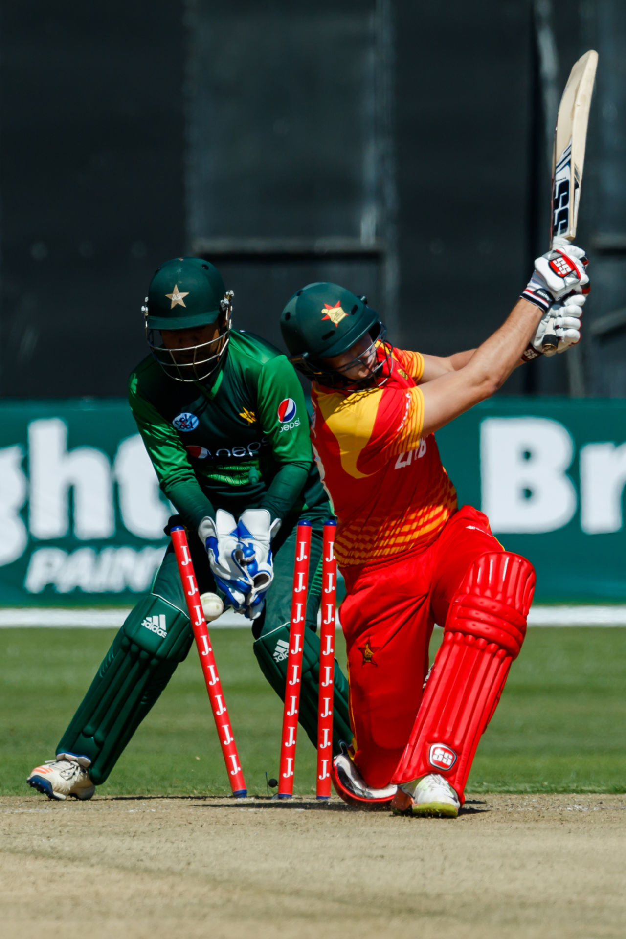 Peter Moor has his stumps shattered, Zimbabwe v Pakistan, T20I tri-series, 1st T20I, Harare, July 1, 2018