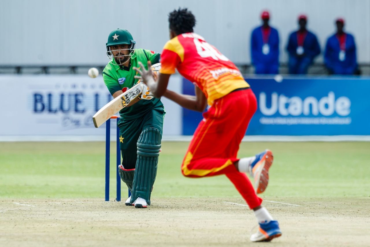 Babar Azam punches one back, Zimbabwe v Pakistan, 1st ODI, Bulawayo, July 13, 2018